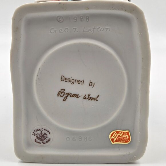 Lefton Colonial Village Church Votive Candle Holder Designed by Byron Wood - Picture 8 of 13